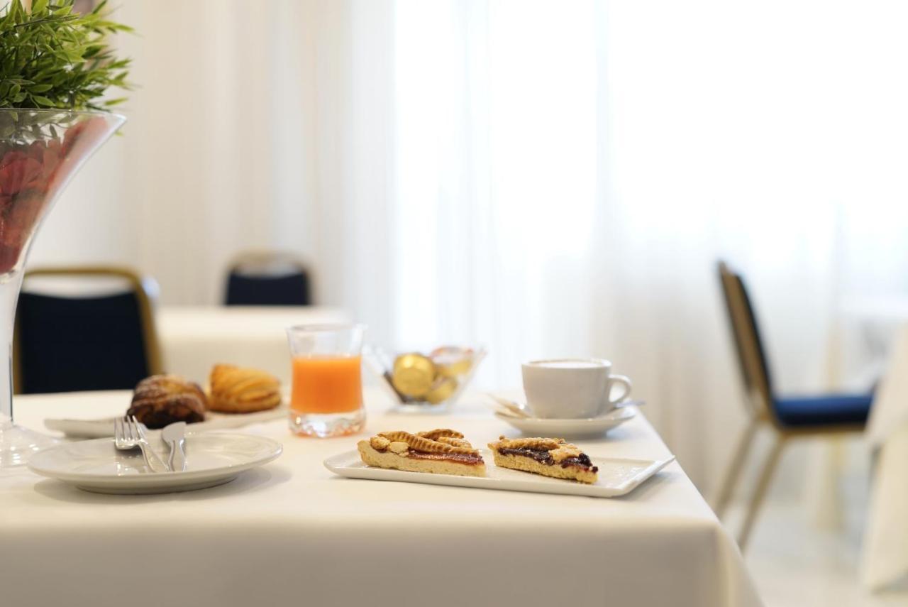 Hotel Villa Bisceglie Dış mekan fotoğraf