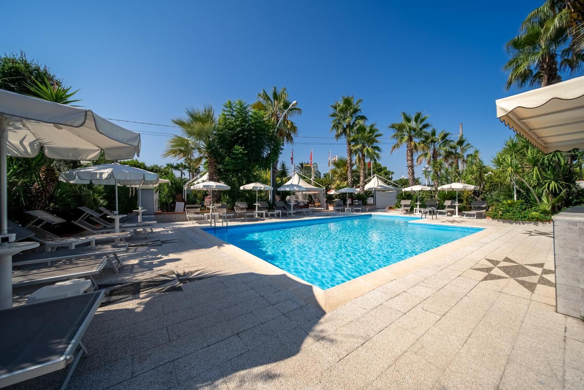 Hotel Villa Bisceglie Dış mekan fotoğraf
